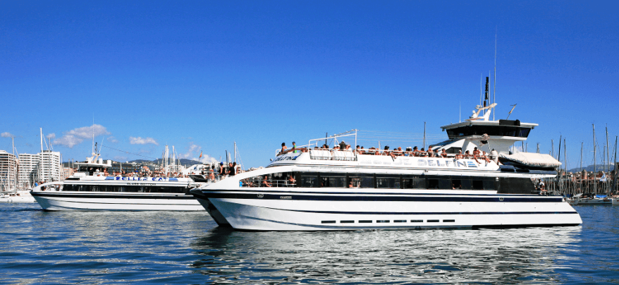 Schiffsfahrt in der Bucht von Palma de Mallorca
