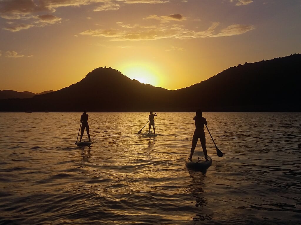 Paddle Surf Aktivität auf Mallorca