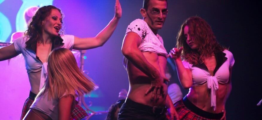 show auf son amar