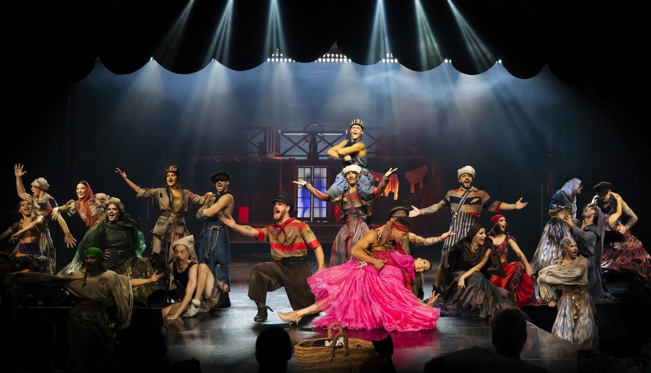 Tänzer auf der Bühne