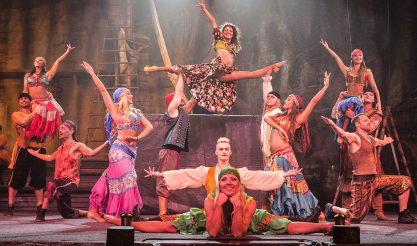 Espectáculo Pirates