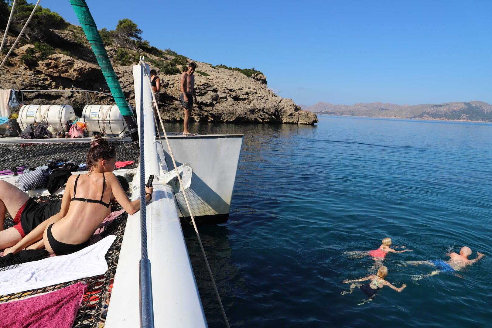 excursion en catamaran de vela en mallorca
