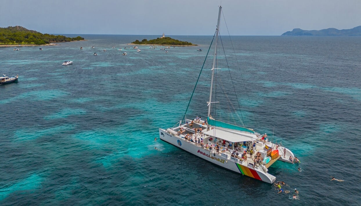 viaje en catamaran en alcudia