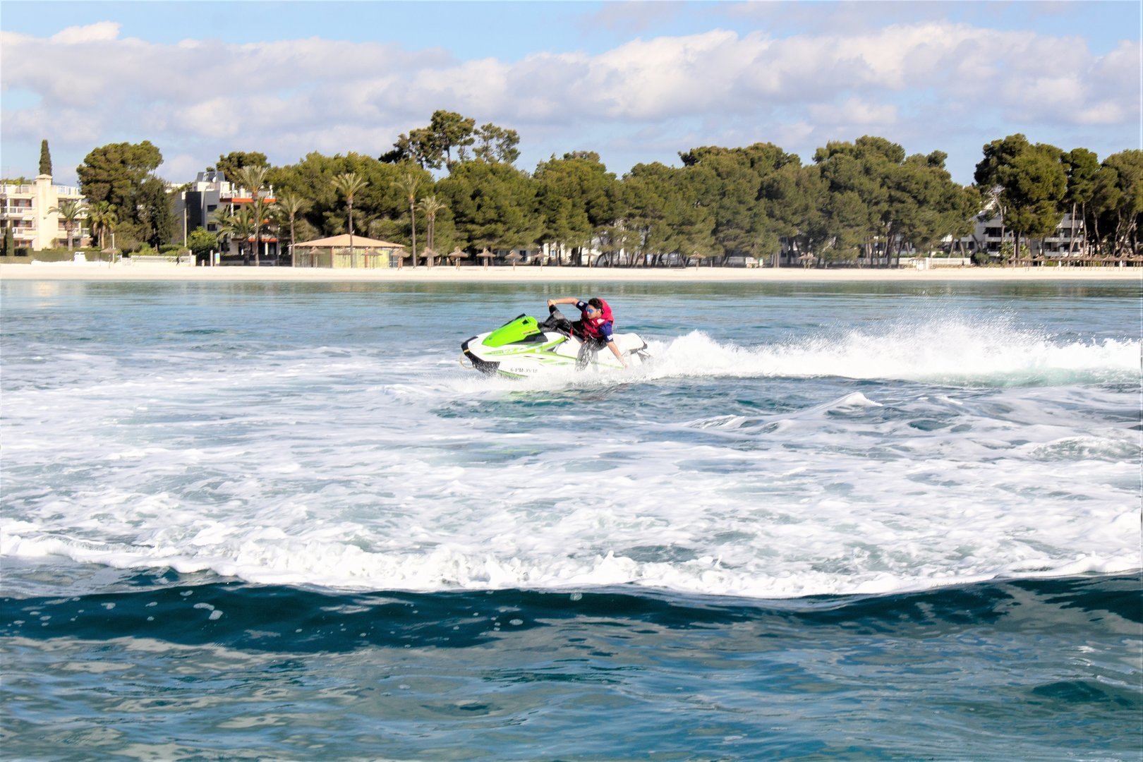 jetski a cueva pirata