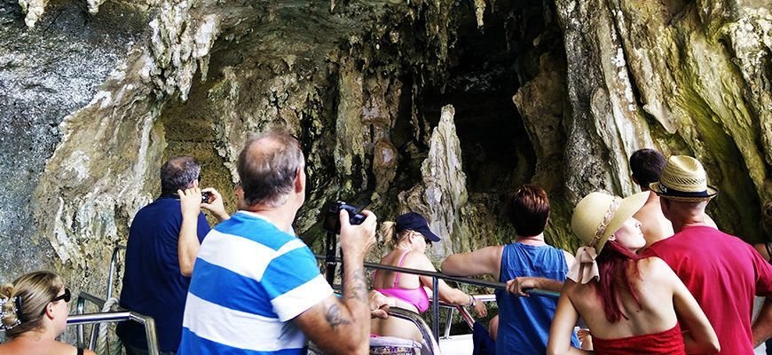 cuevas marinas