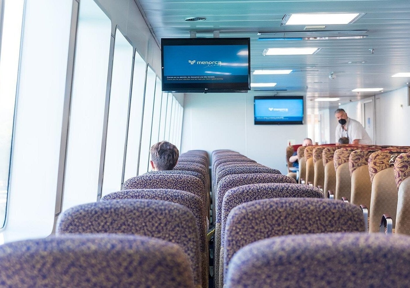 llegada al puerto de menorca