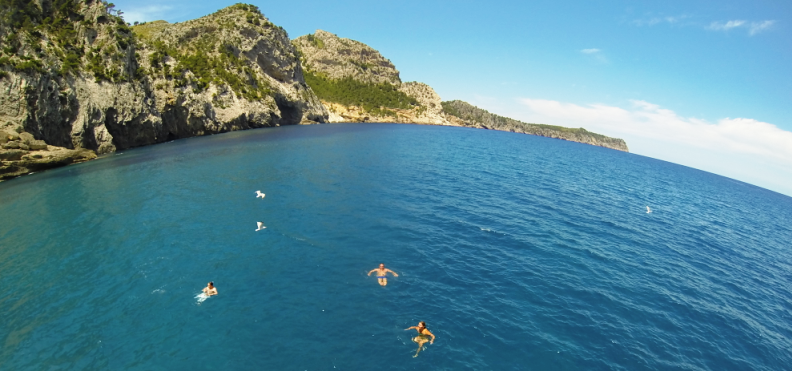 bañarse en las aguas transparentes de Mallorca