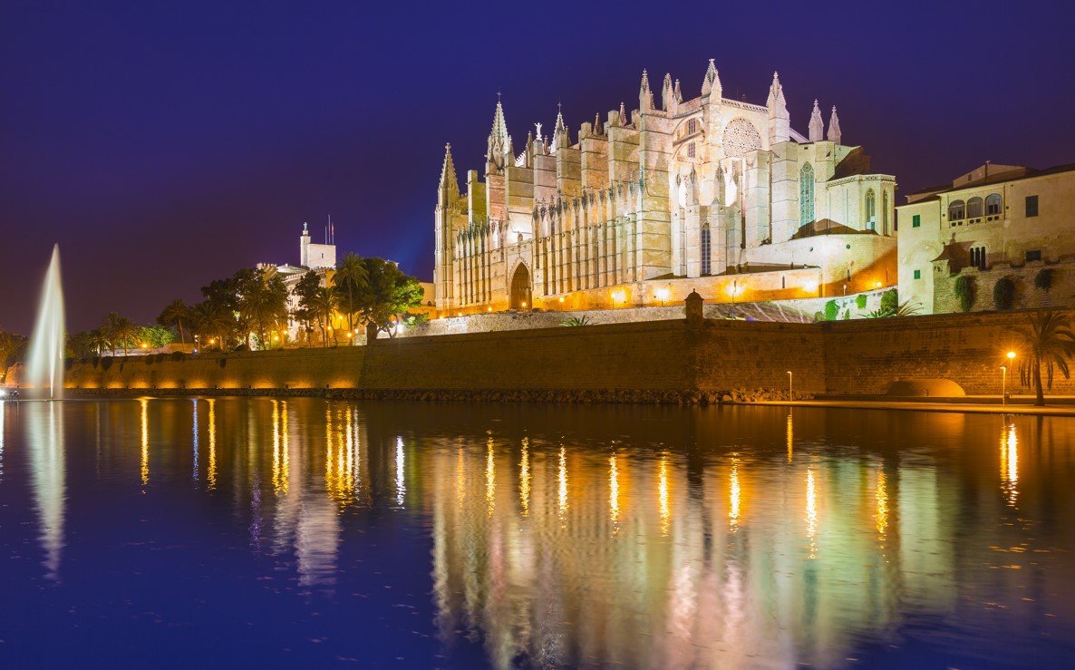 ruta de noche por el barrio judio
