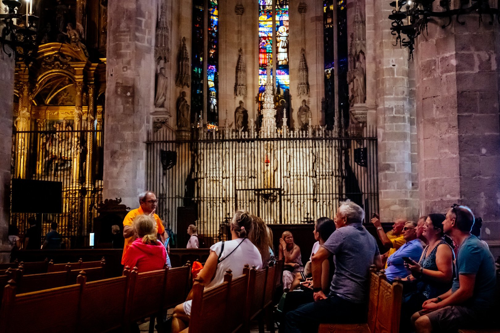 tour guiada en la catedral