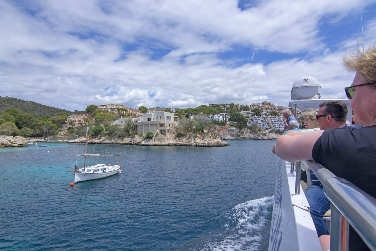 clients enjoying the views dduring boat trip in santa ponsa