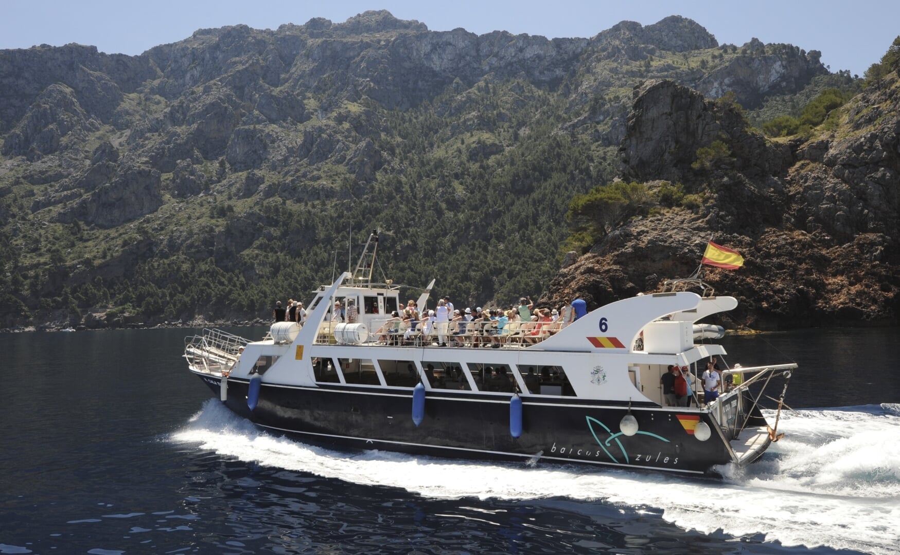 serra de tramuntana boat