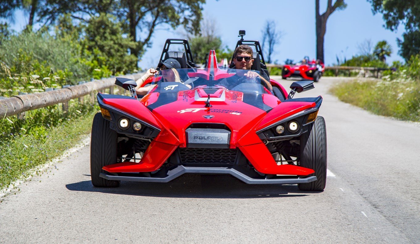 guided tour in F1 tour