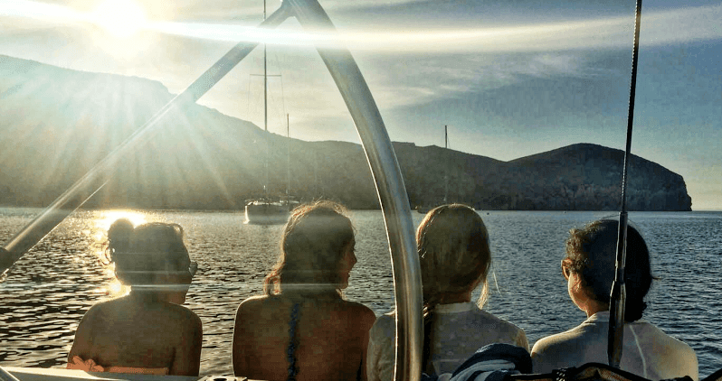 sailing boat to cabrera