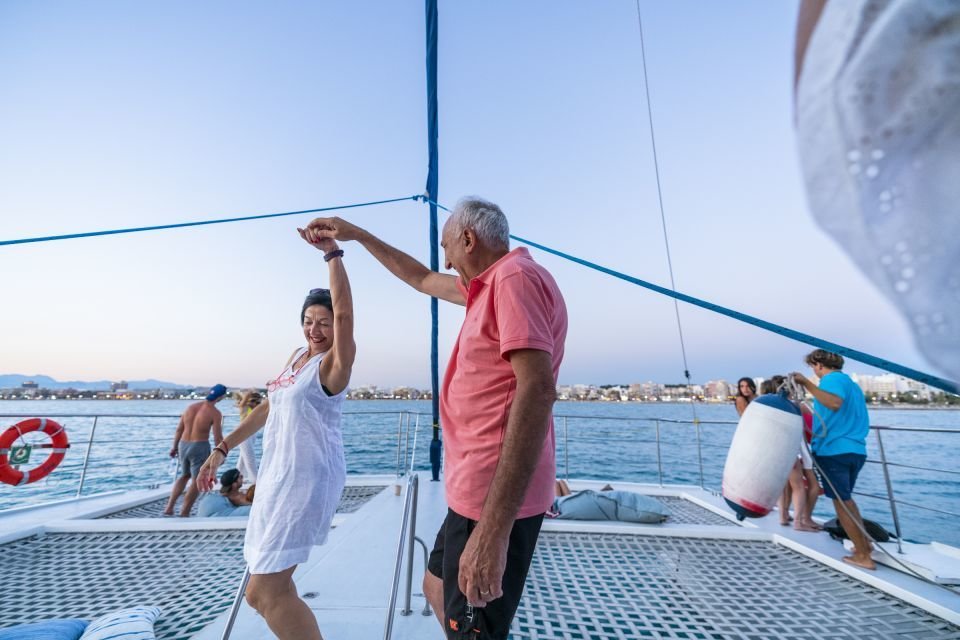 zona chill out en el catamaran