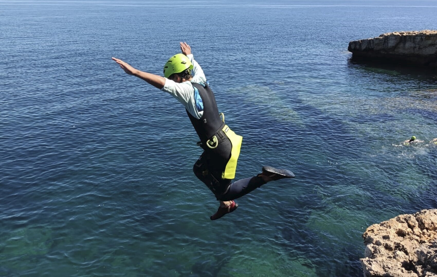cliff jumping alcudia