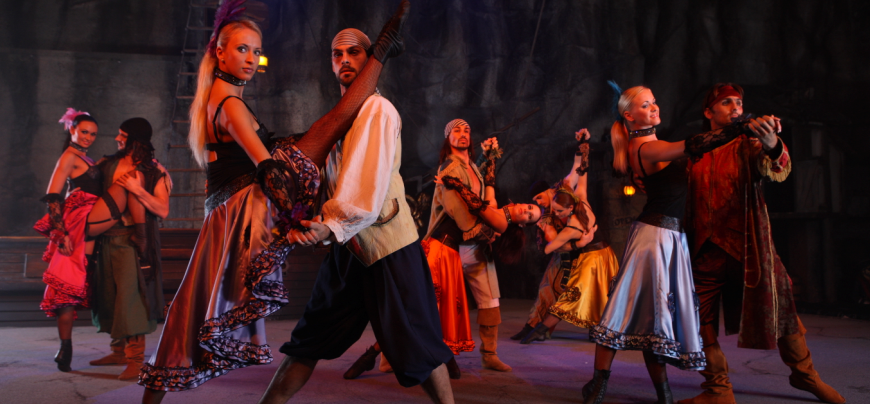 Pirates show unforgettable night