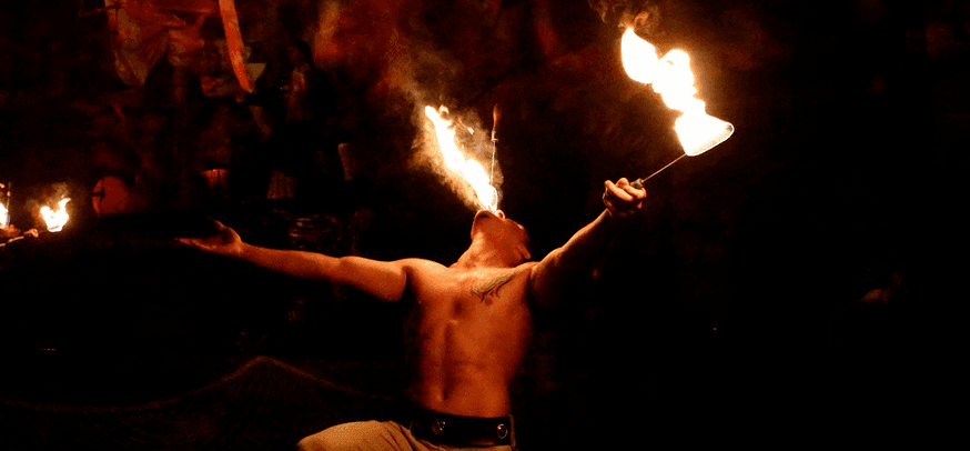 Gimnastics, acrobatics and dancers