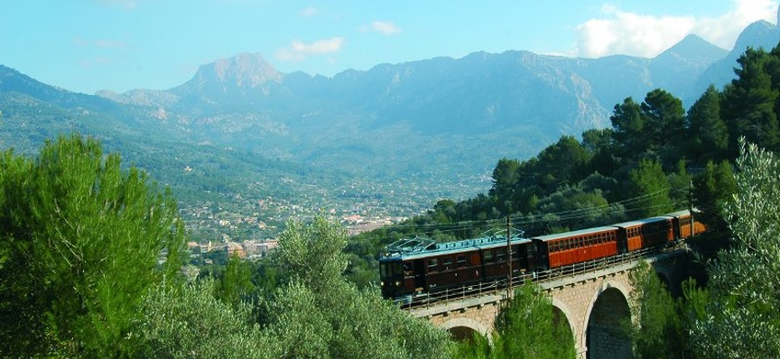 Beautiful drive with the Soller train in Mallorca