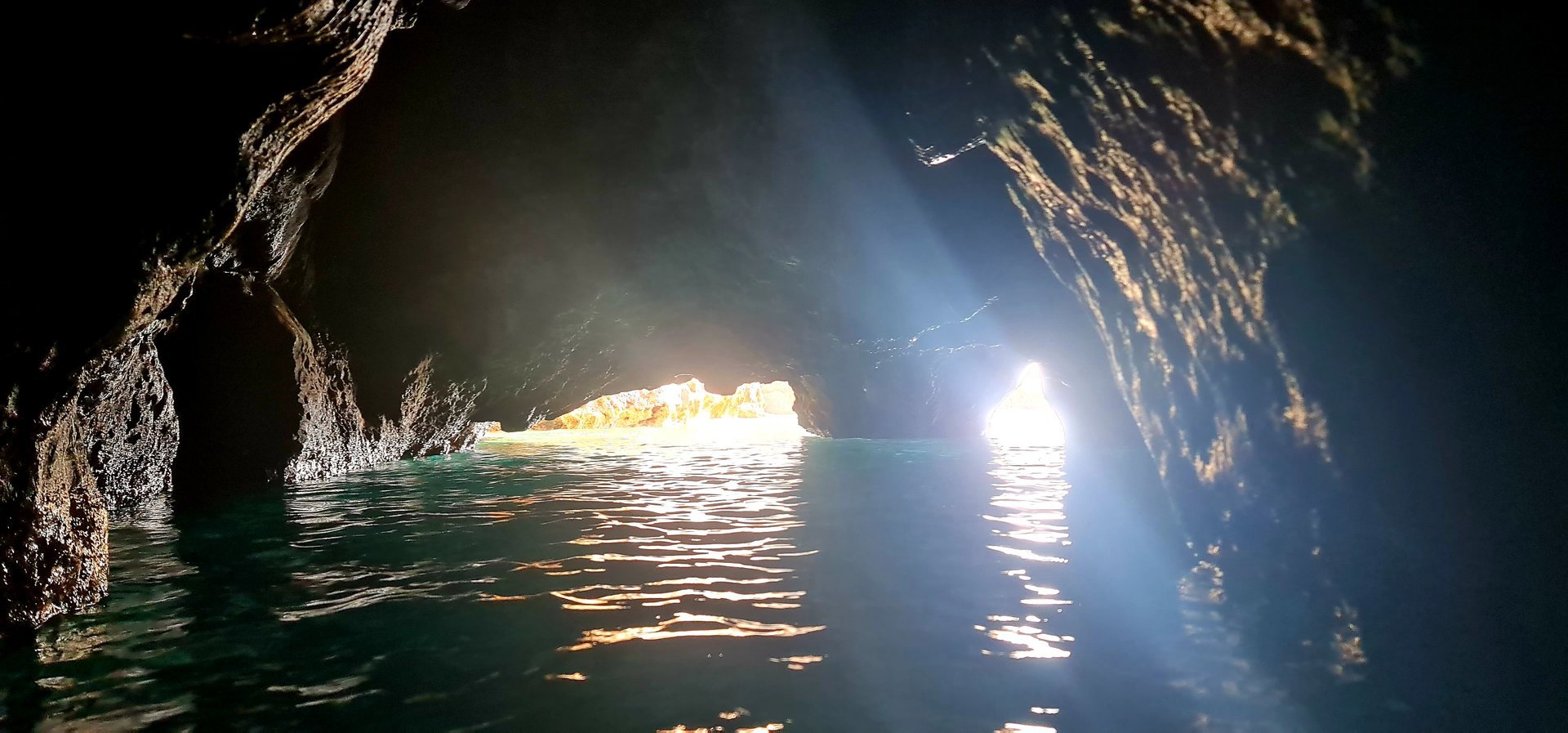 jet ski tour to a cave