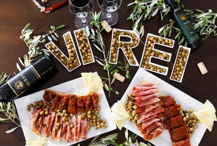 wine tasting with food