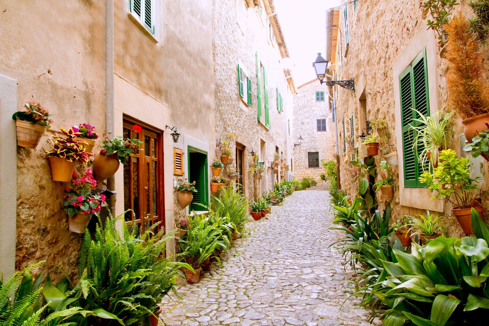 street in valldemossa