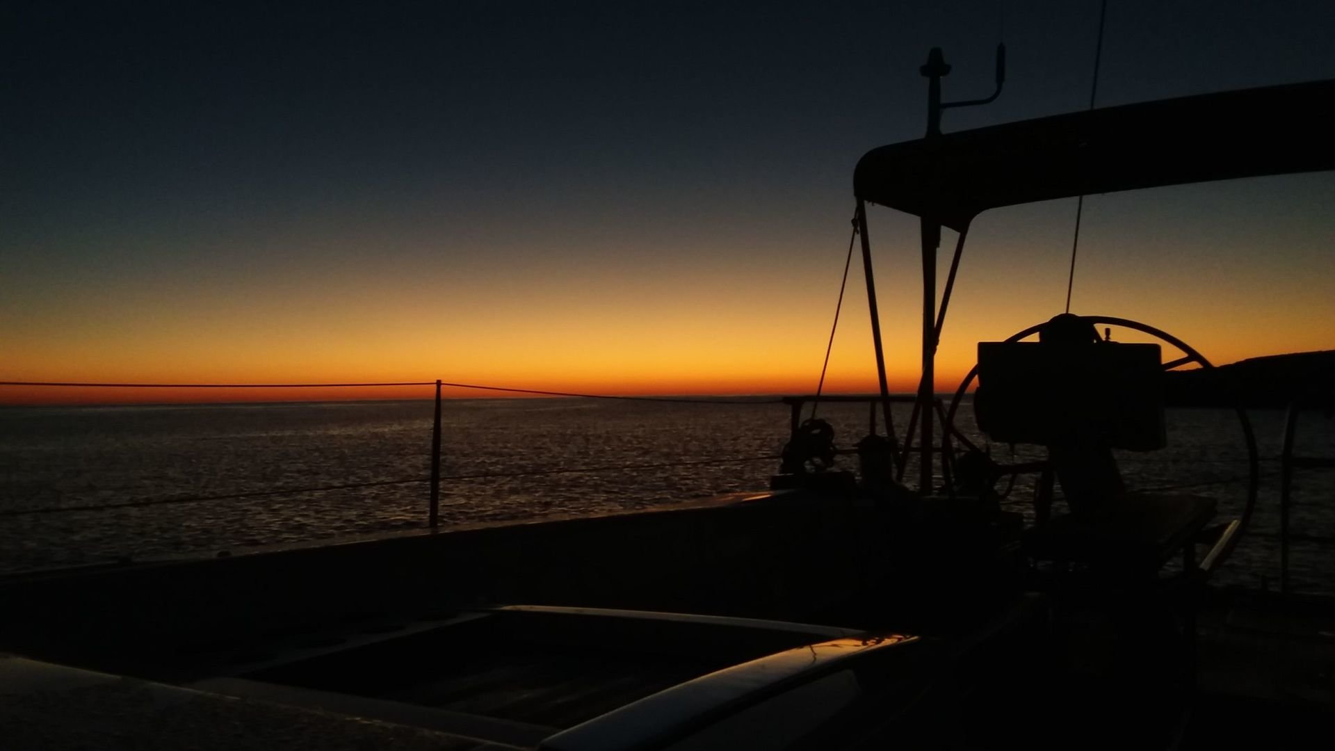 sunset sailing tour for couples