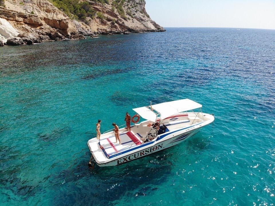 boat for rent in alcudia