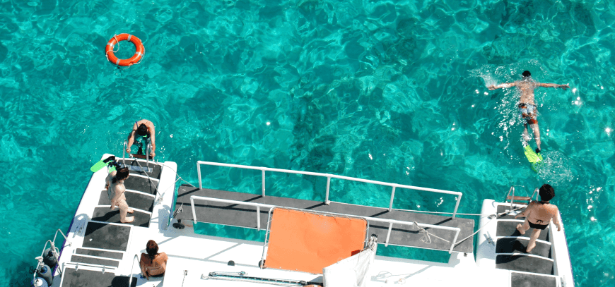 fermarsi sulla rotta del catamarano